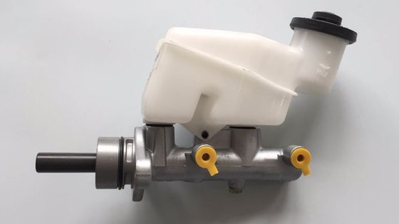 47201-0D230	Brake Master Cylinder  FITS TOYOTA  YARIS 47201-52330 47201-0D230	vois brake master SUB-ASSEMBLY
