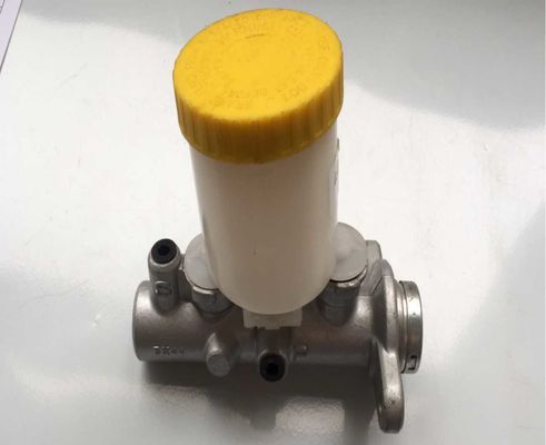 OEM 46010-25g00 cilindro ASSY OEM # 46010-25G00 cilindro maestro de freno 46010-25G00 Adaptado para recogida (D21) 2.4 2.5 2.7 4WD cilindro maestro de freno bomba 46010-25G00 Para Nissan Navara pickup 1986-2008