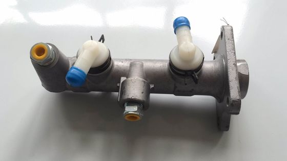 47201-36390 47201-36410 cilindro maestro de freno 47201-36390 ajuste ajuste TOYOTA COASTER HZB50 1HZ piezas de repuesto cilindro maestro de freno 47201-36390 FITS COASTER autobús 1993-2001 2.7L 3.7D BB42L-BRMRS de 1993 a 200