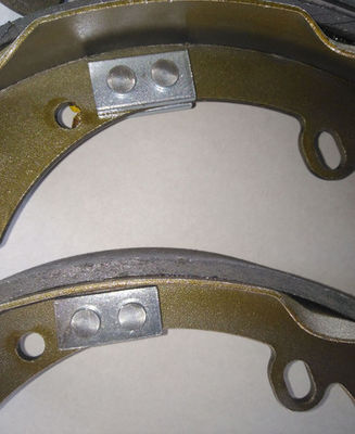 Reemplazo FN2809 de las zapatas del tambor de Fortuner 04495-OK070