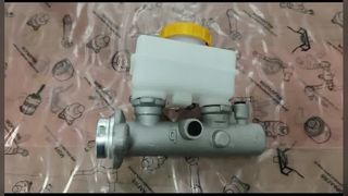 46010-VK101 Cilindro maestro de frenos compatible con camión NISSAN D22